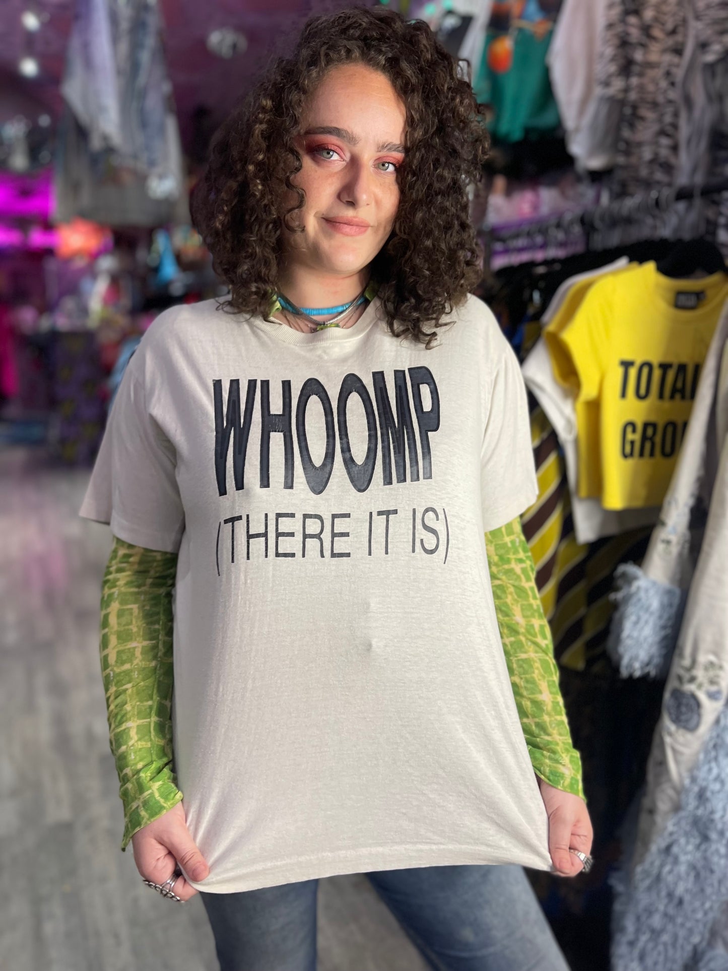 Vintage 90s Whoomp T-shirt