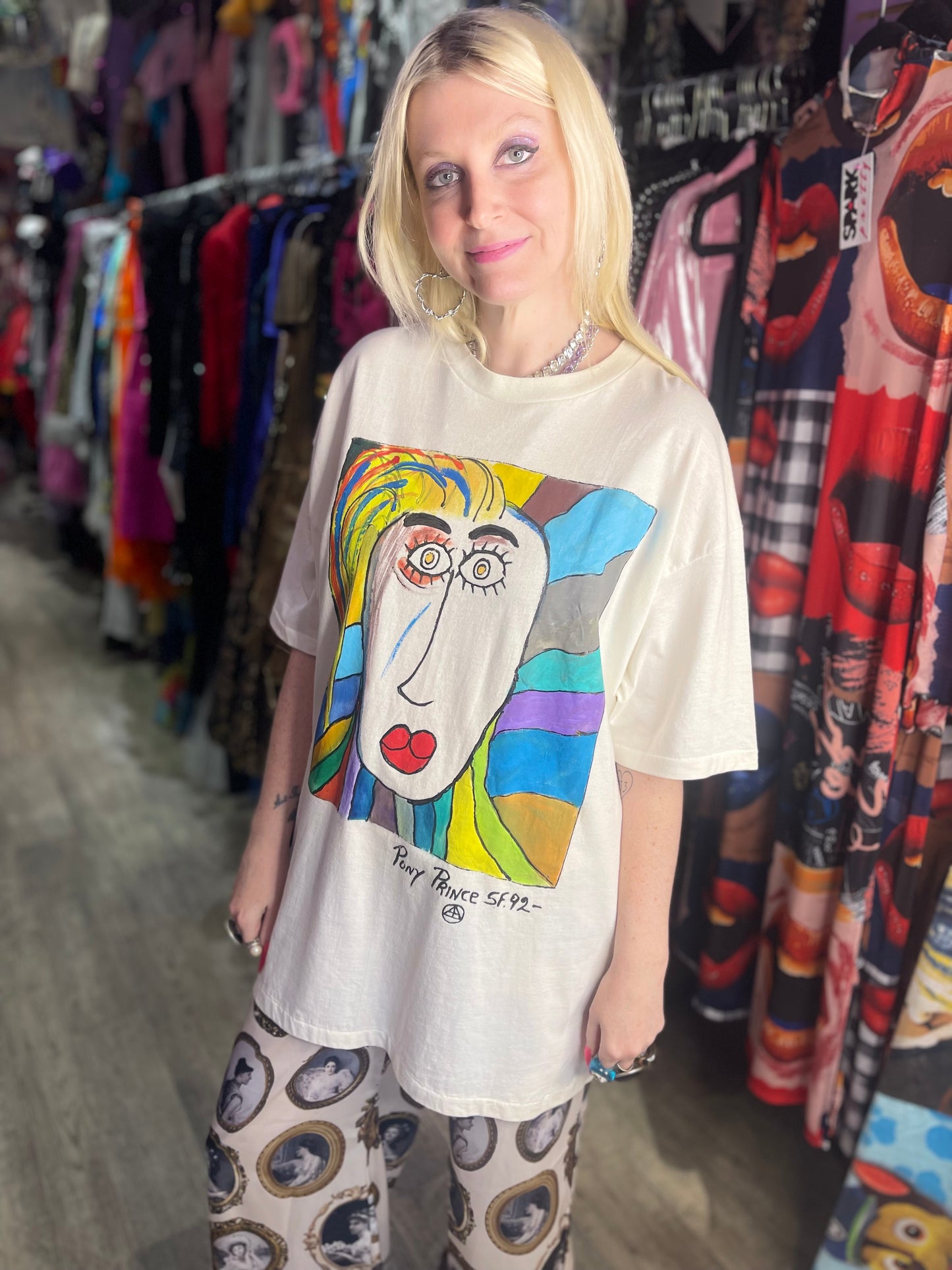 Vintage 90s Painted Artsy Girl T-shirt