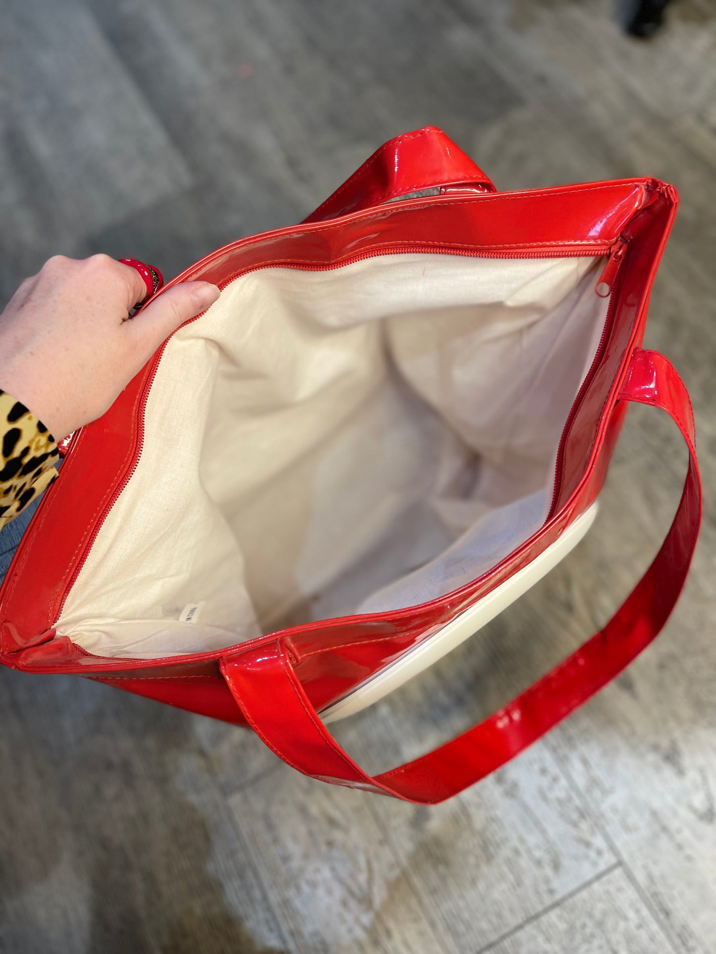 Vintage 80s Red Clock Tote Bag