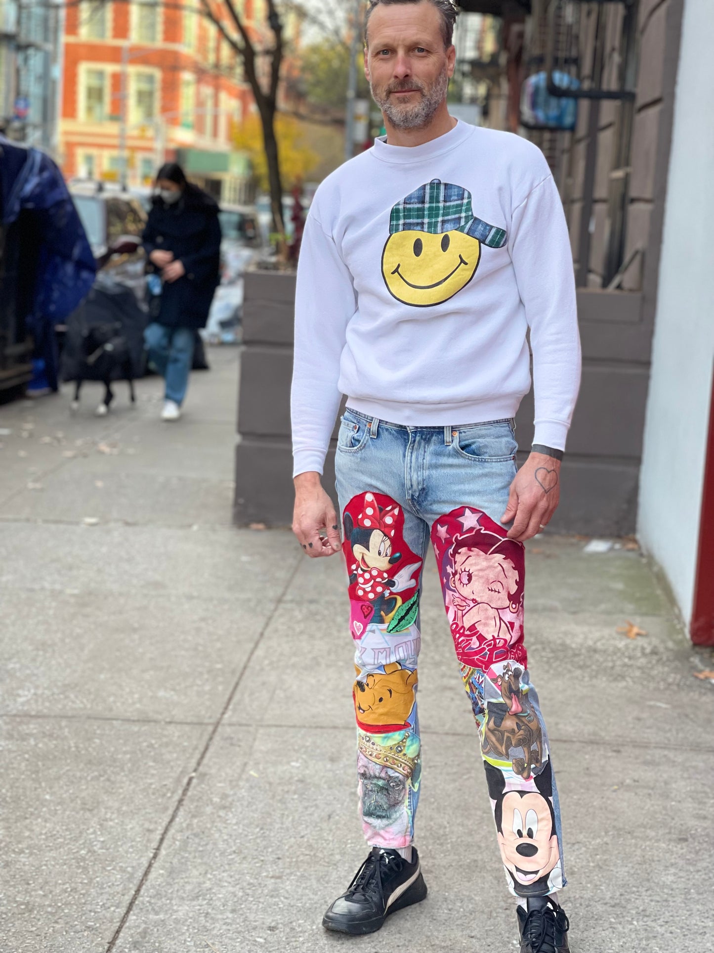 Vintage 90s Smiley Face Sweatshirt - Spark Pretty