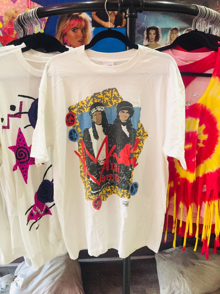 Vintage 1989 Milli Vanilli T-Shirt - Spark Pretty