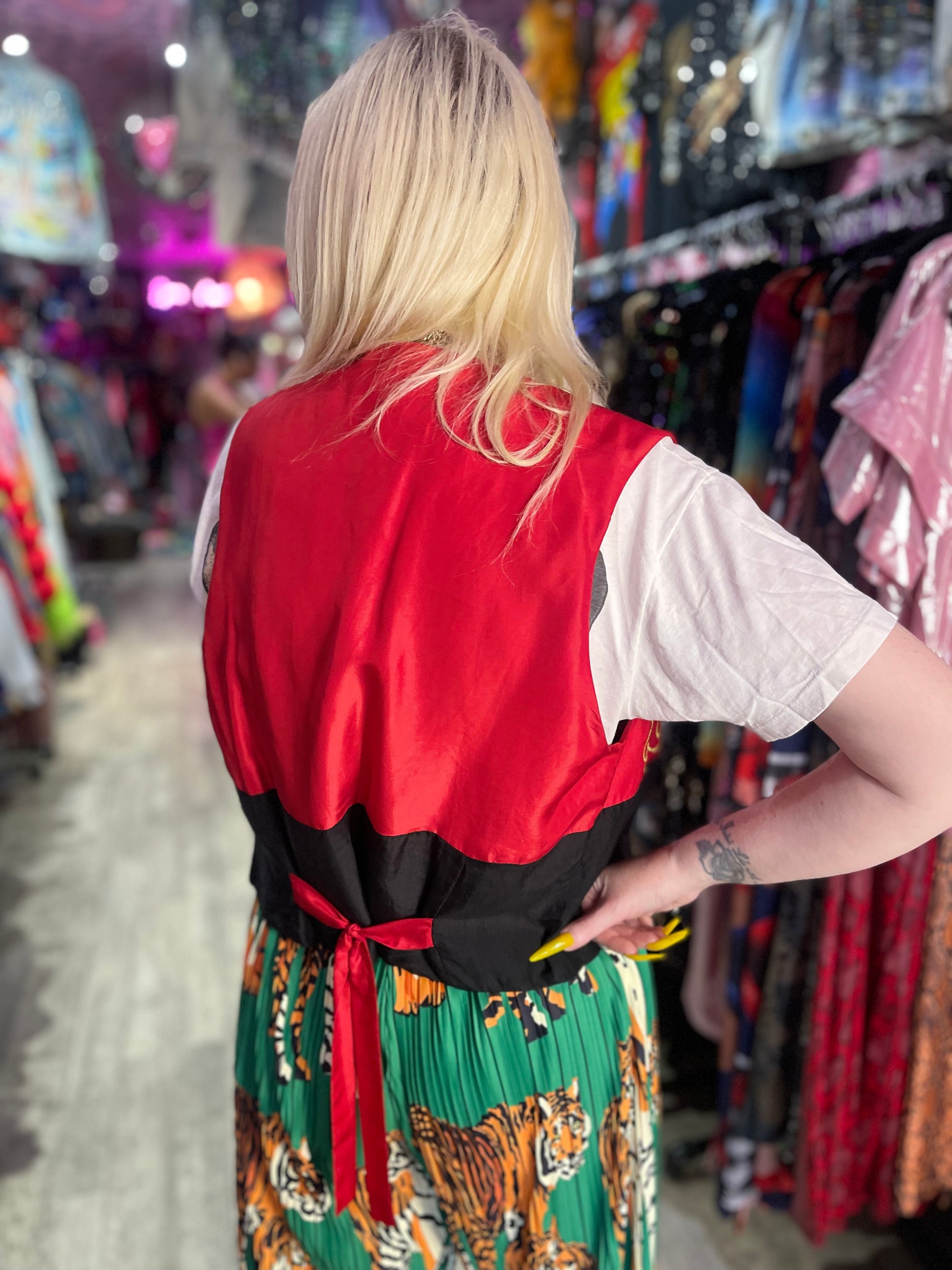 Vintage 90s Red and Black Vest - Spark Pretty