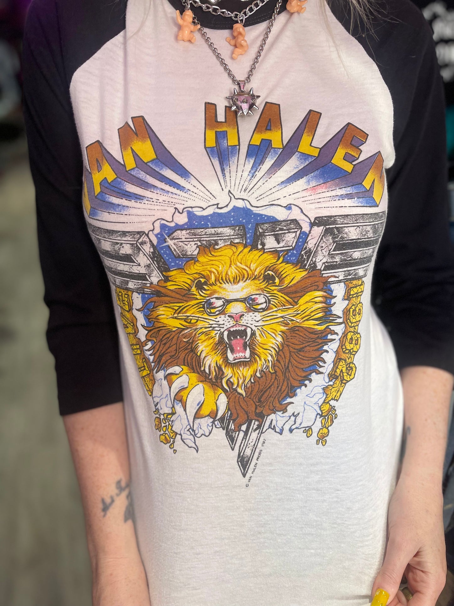 Vintage 1982 Van Halen T-shirt - Spark Pretty