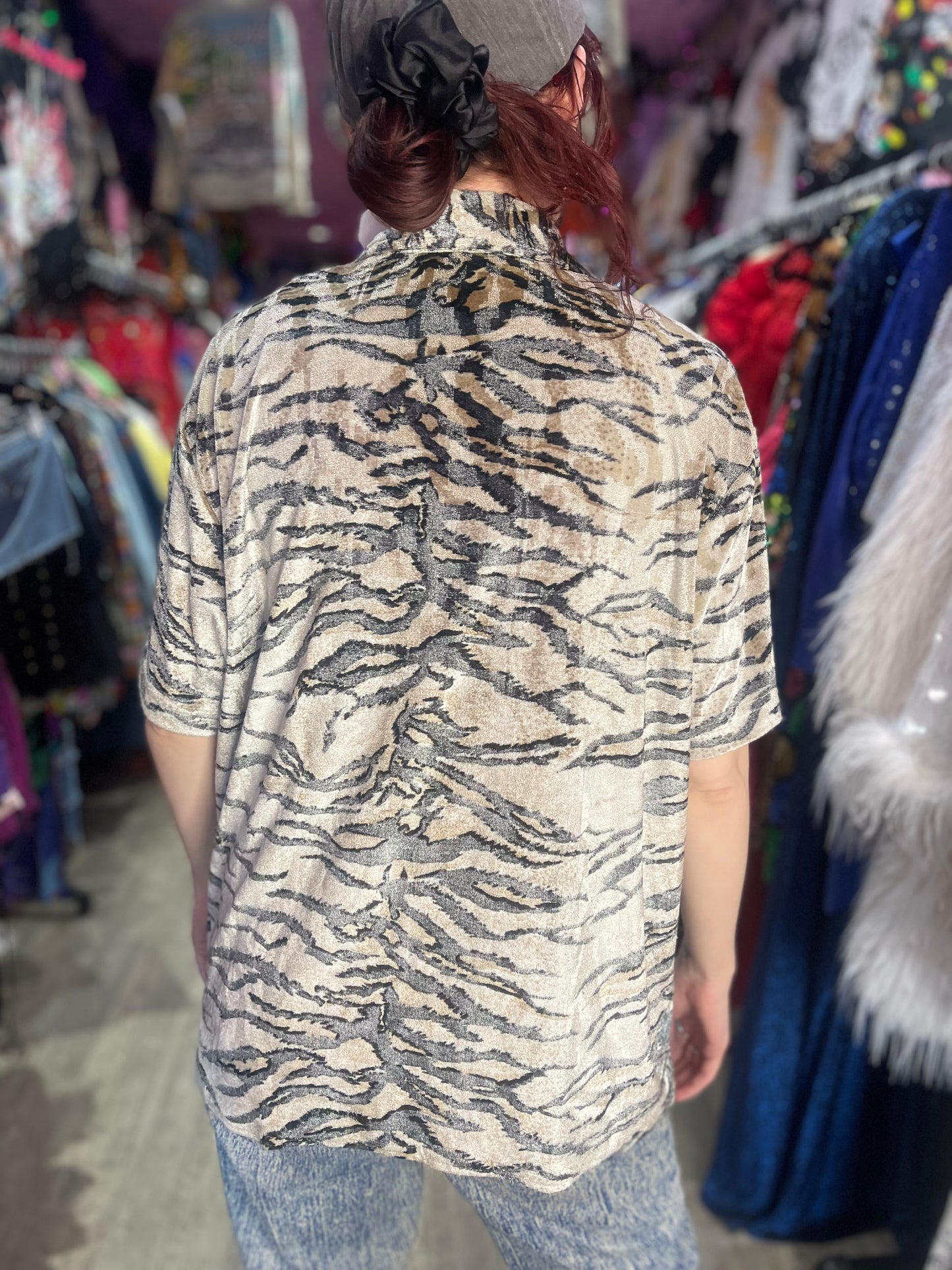 Vintage 90s Textured Tiger Rave Shirt