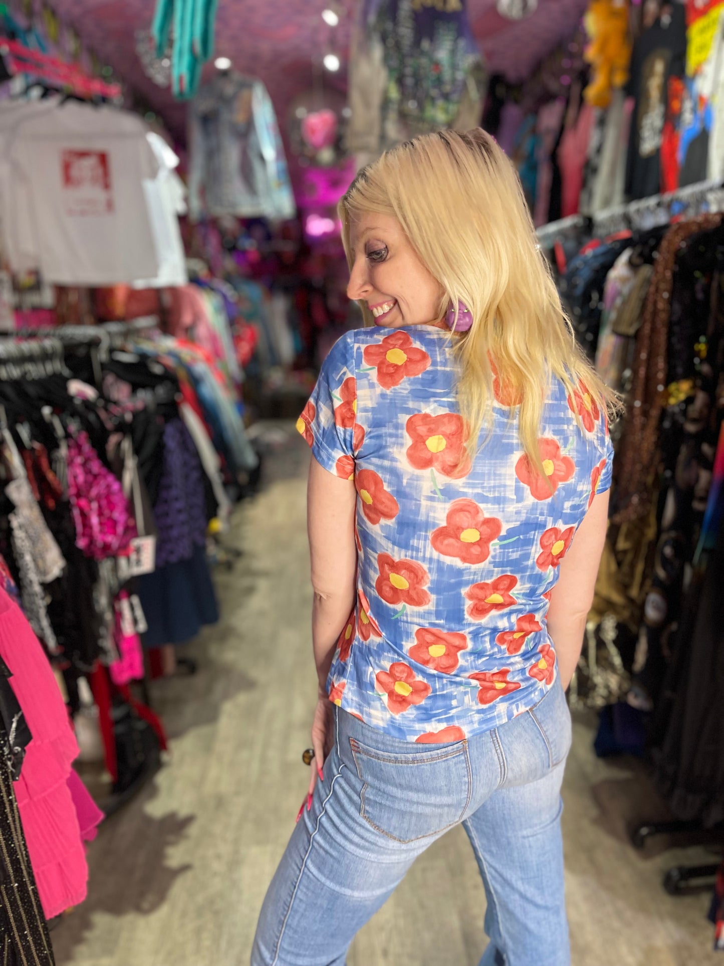 Vintage 70s Watercolor Floral Print Groovy Shirt