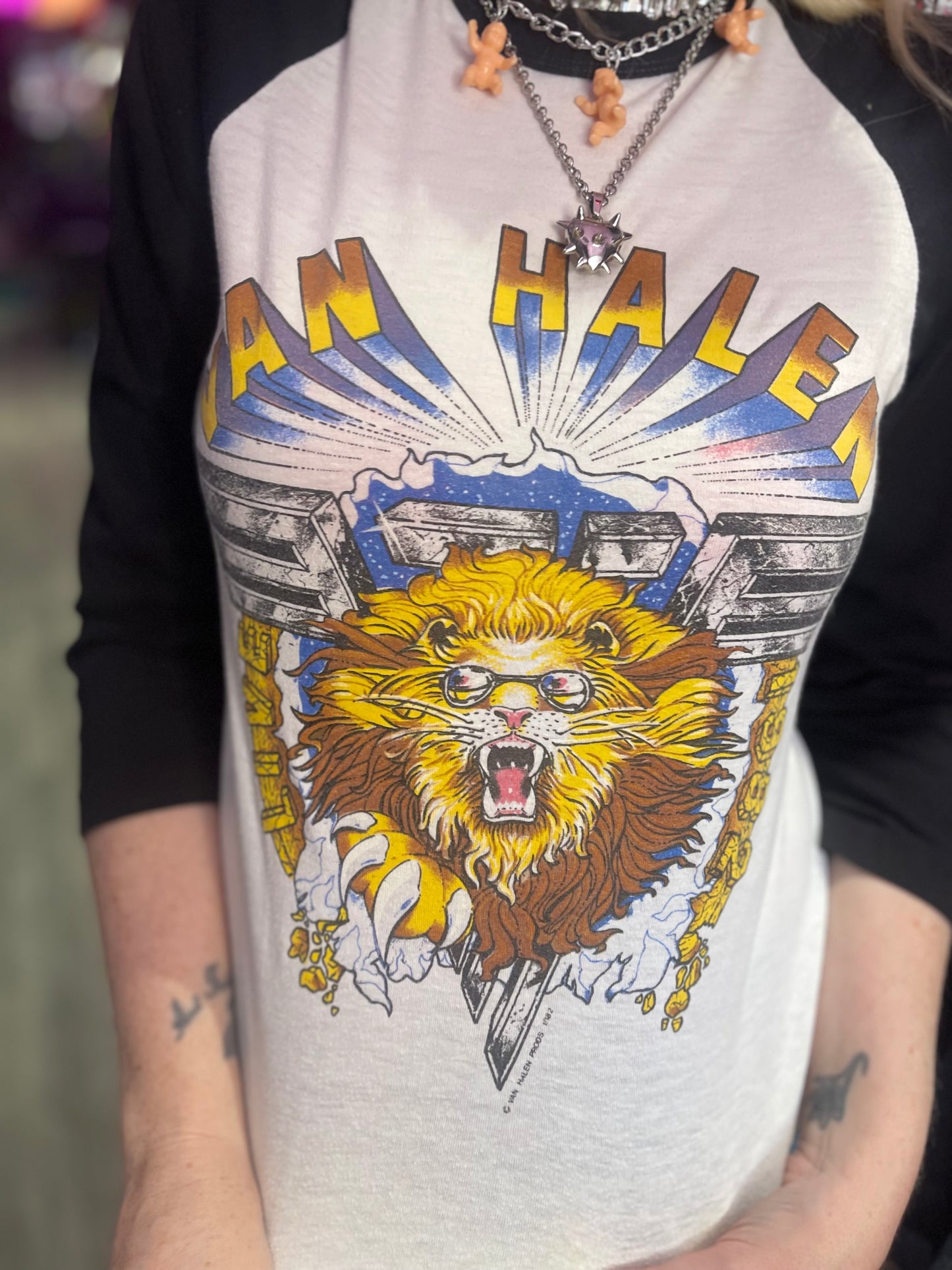 Vintage 1982 Van Halen T-shirt - Spark Pretty