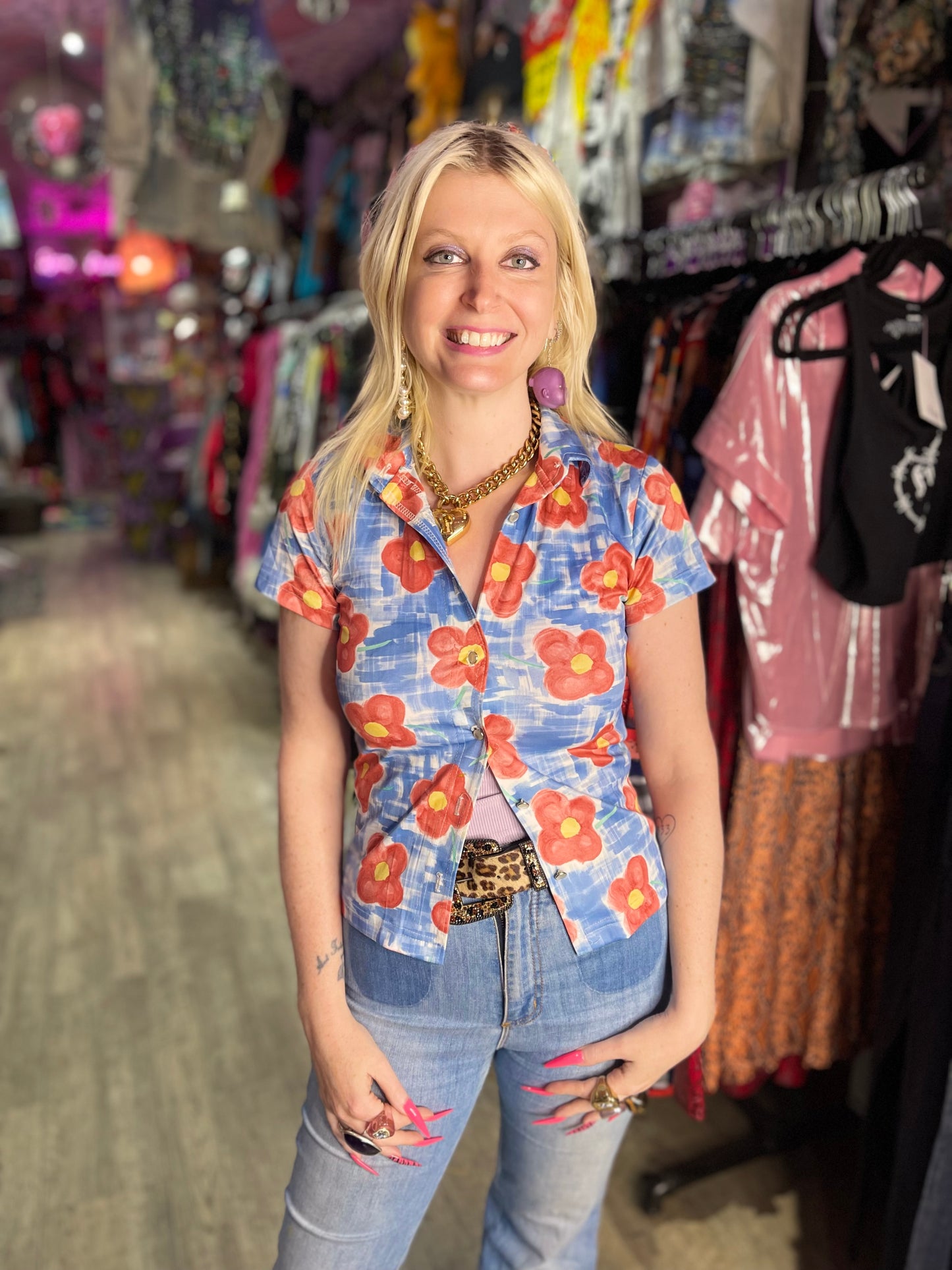 Vintage 70s Watercolor Floral Print Groovy Shirt