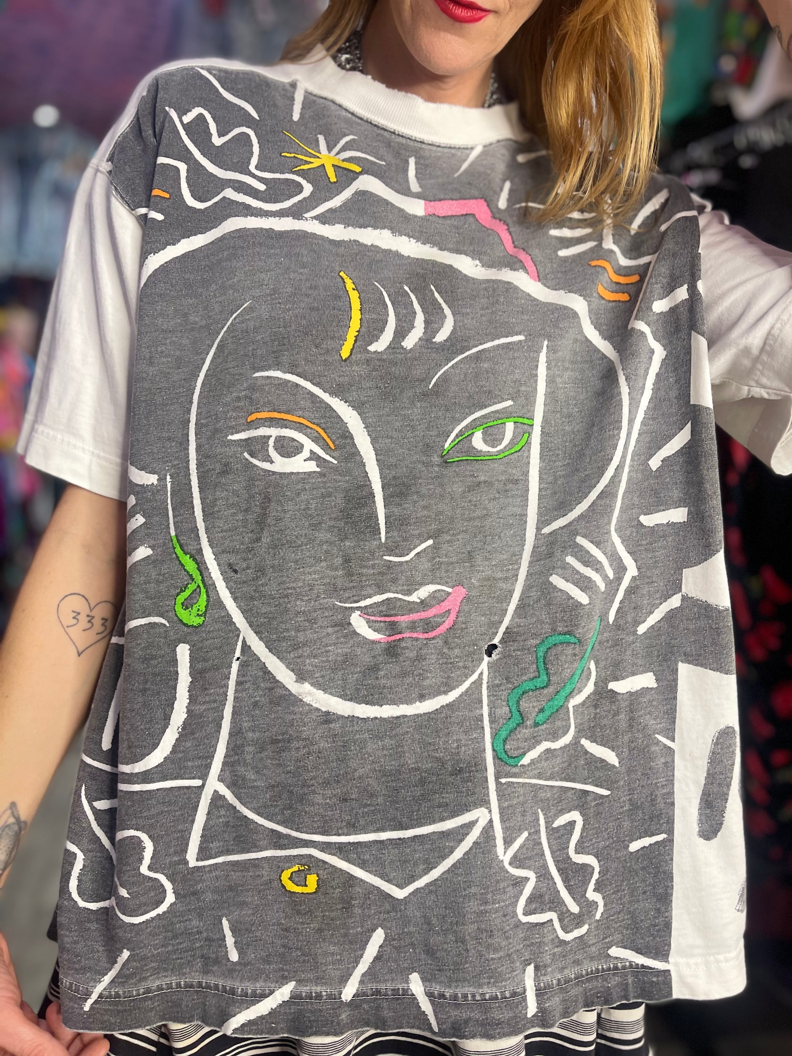 トップス Vintage 90s Face Print T-Shirt Vintage 90s Abstract Face T-shirt – Spark Pretty