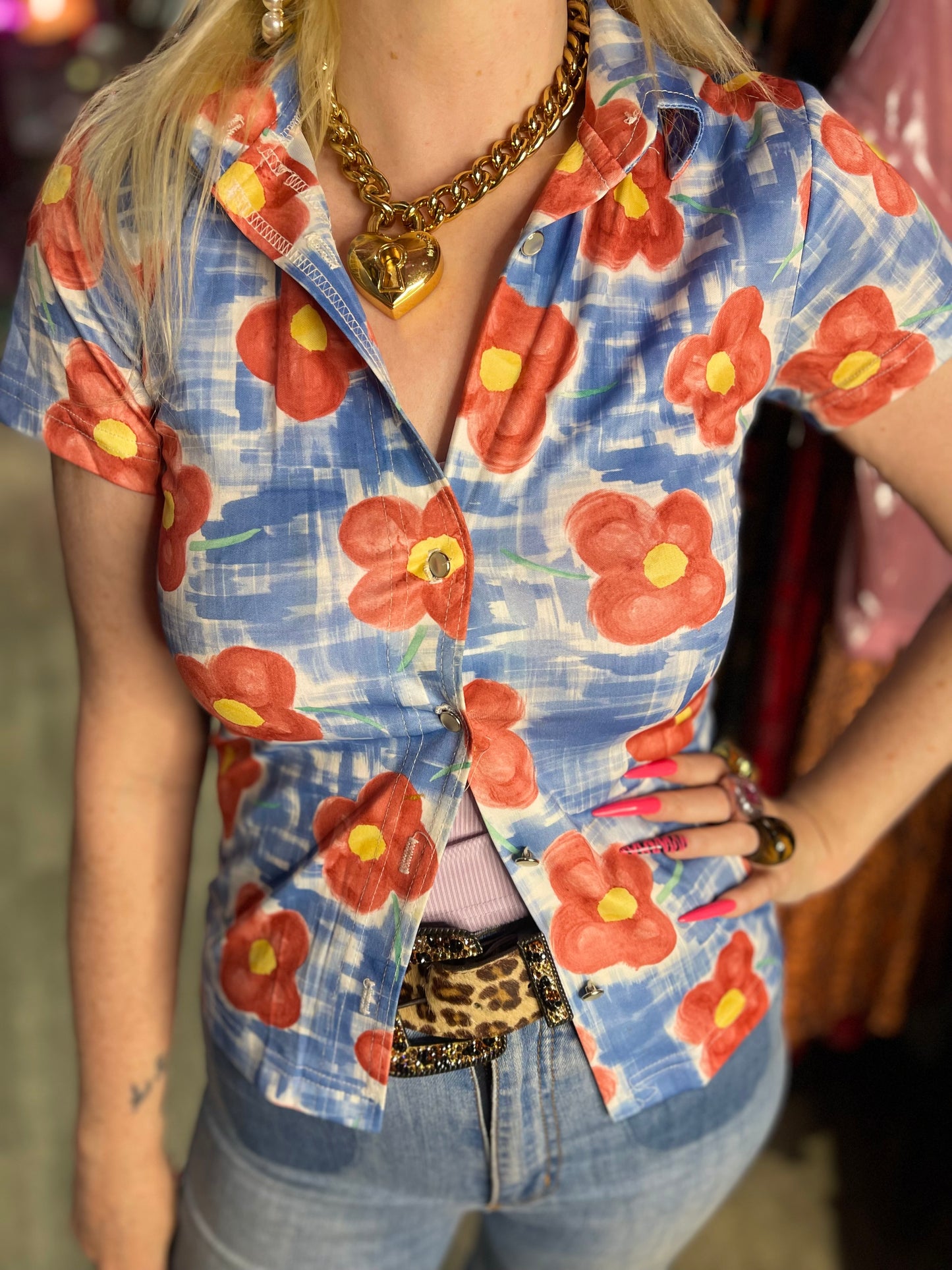 Vintage 70s Watercolor Floral Print Groovy Shirt