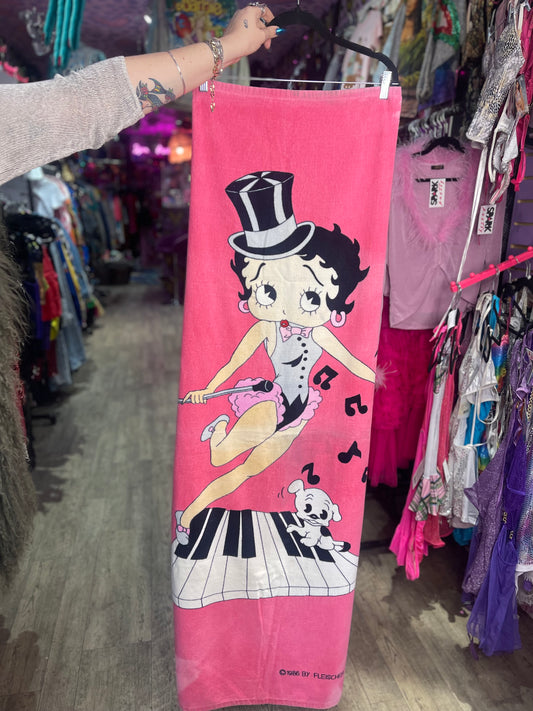 Vintage 1986 Betty Boop Towel - Spark Pretty