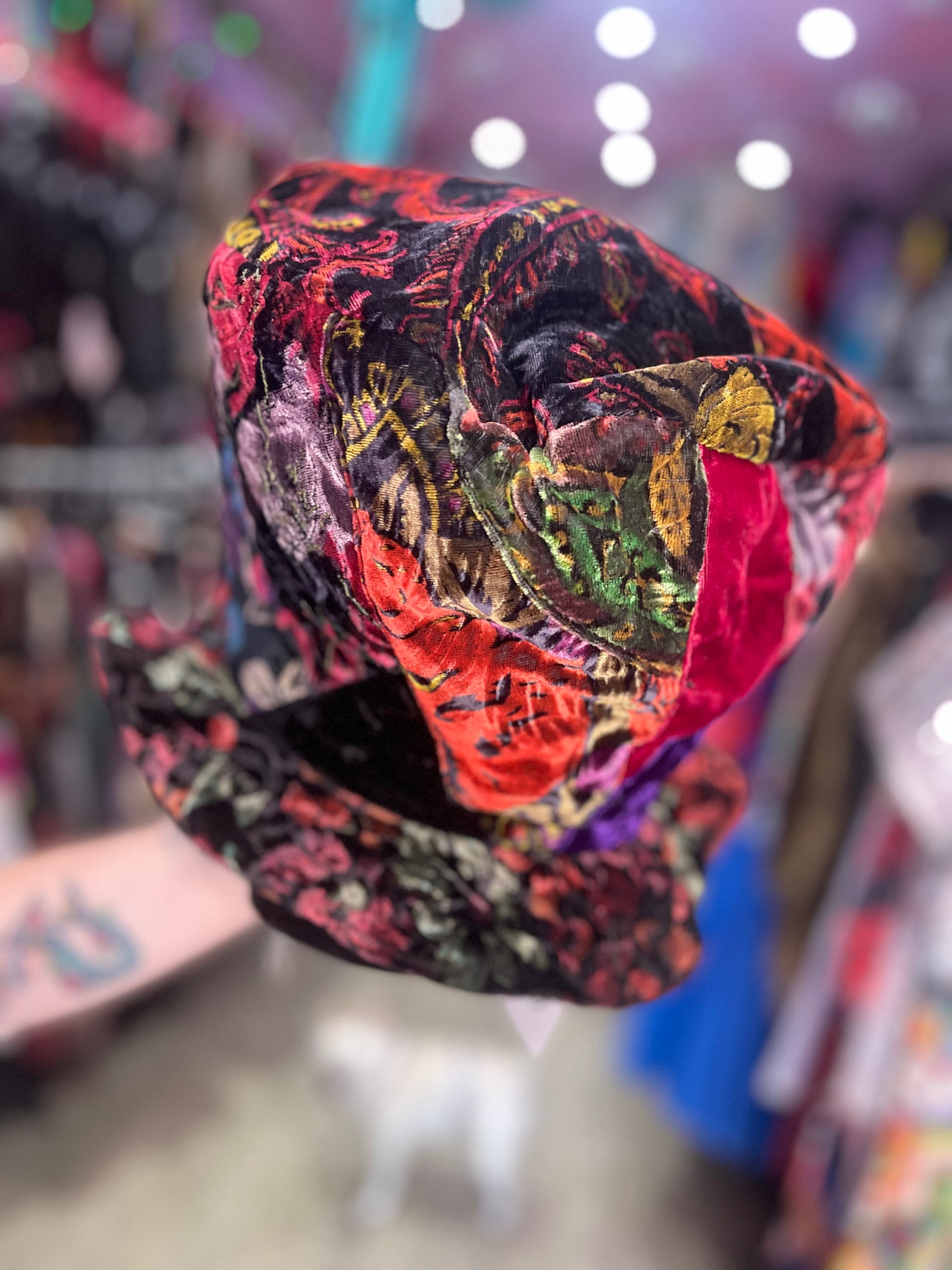 Vintage 90s Crushed Velvet Top Hat - Spark Pretty