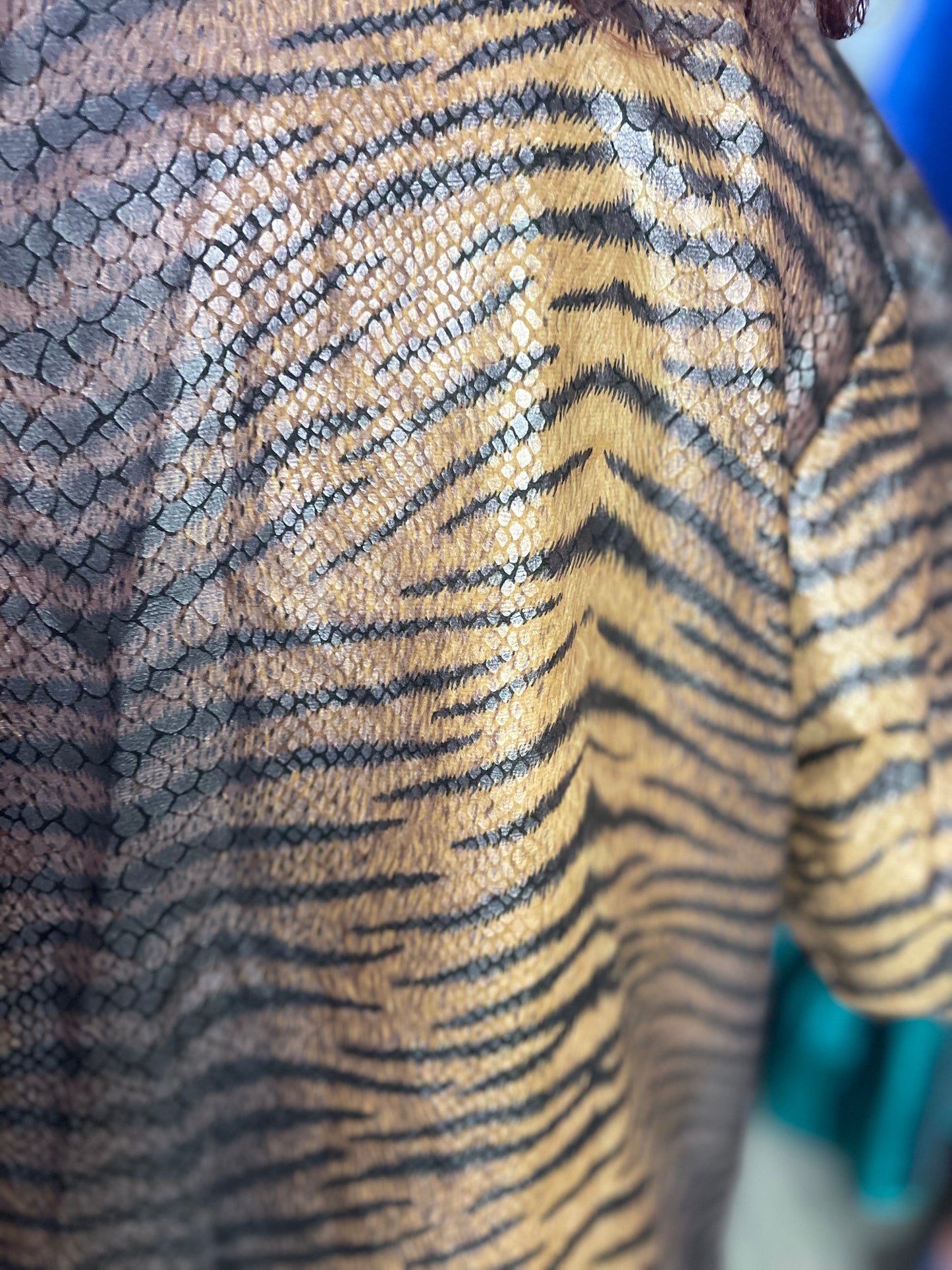 Vintage 90s Brown Textured Tiger Rave Shirt - Spark Pretty