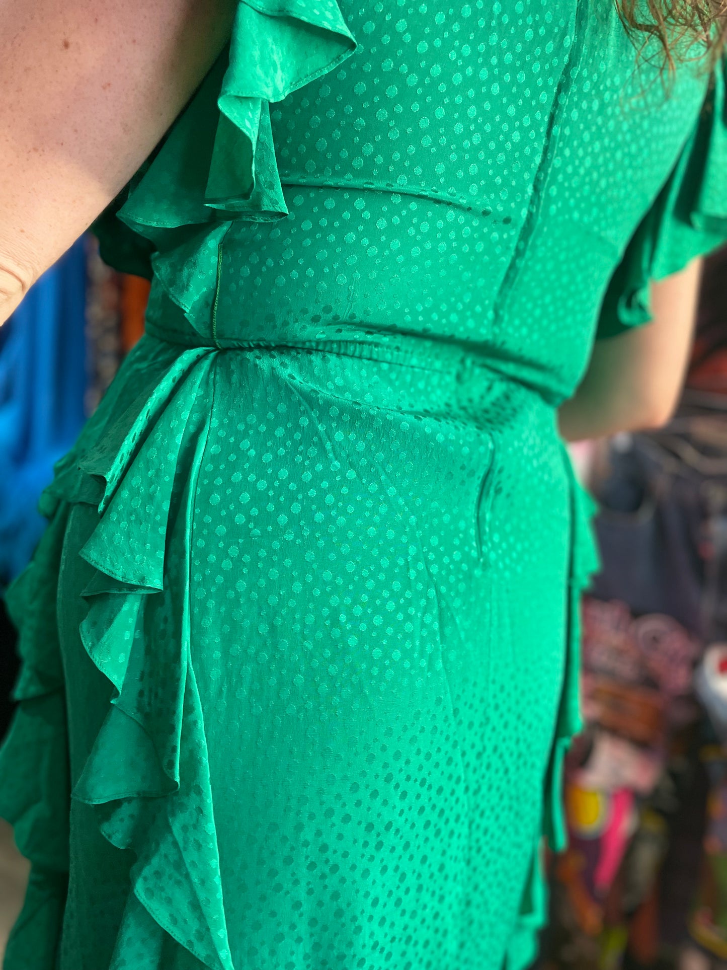 Vintage 80’s Emerald Green Embossed Silky Ruffle Dress