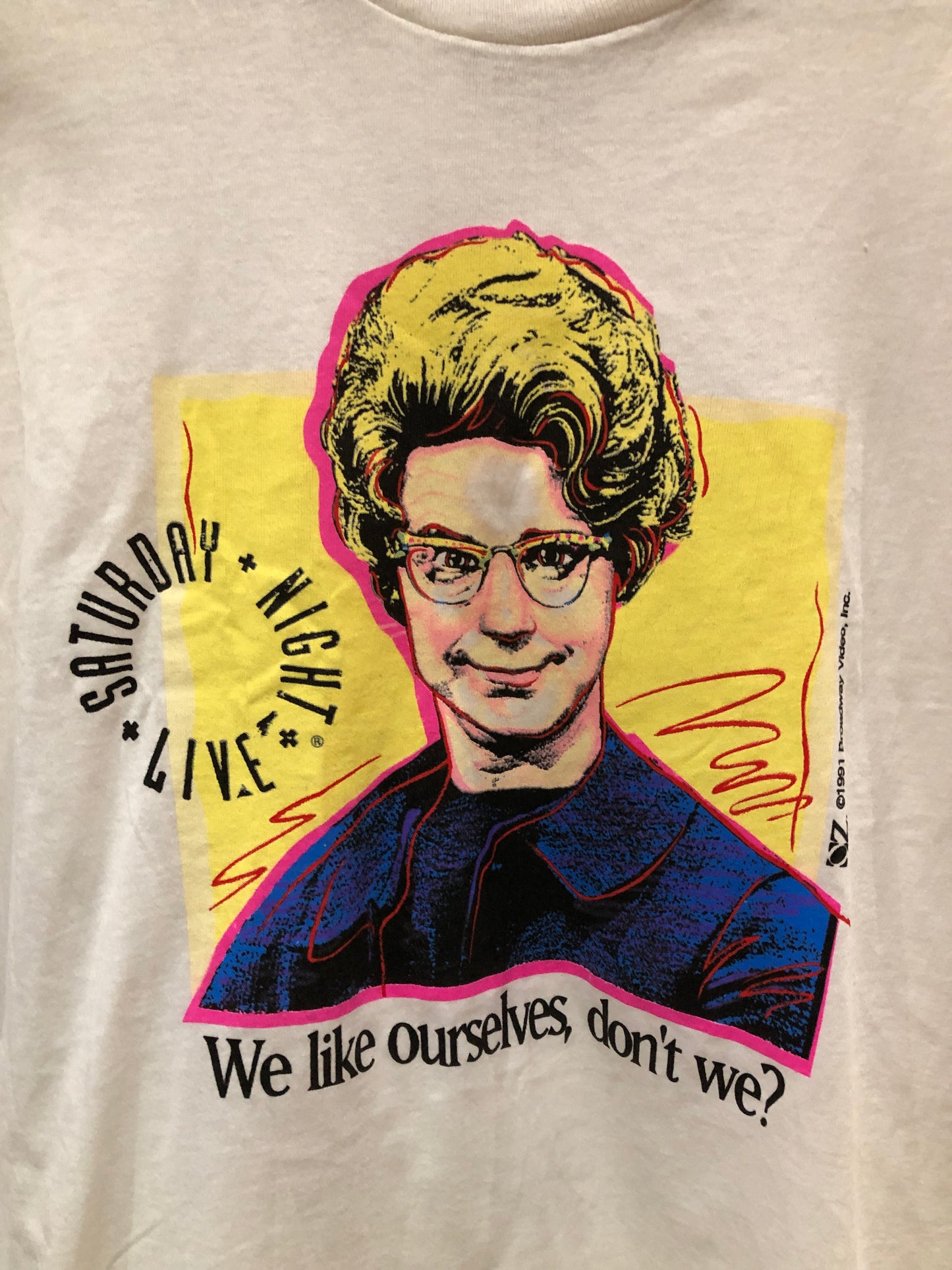Vintage 1991 SNL “The Church Lady” Tshirt - Spark Pretty