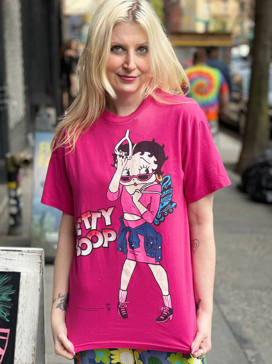Vintage 1996 Betty Boop Rollerblades T-shirt - Spark Pretty