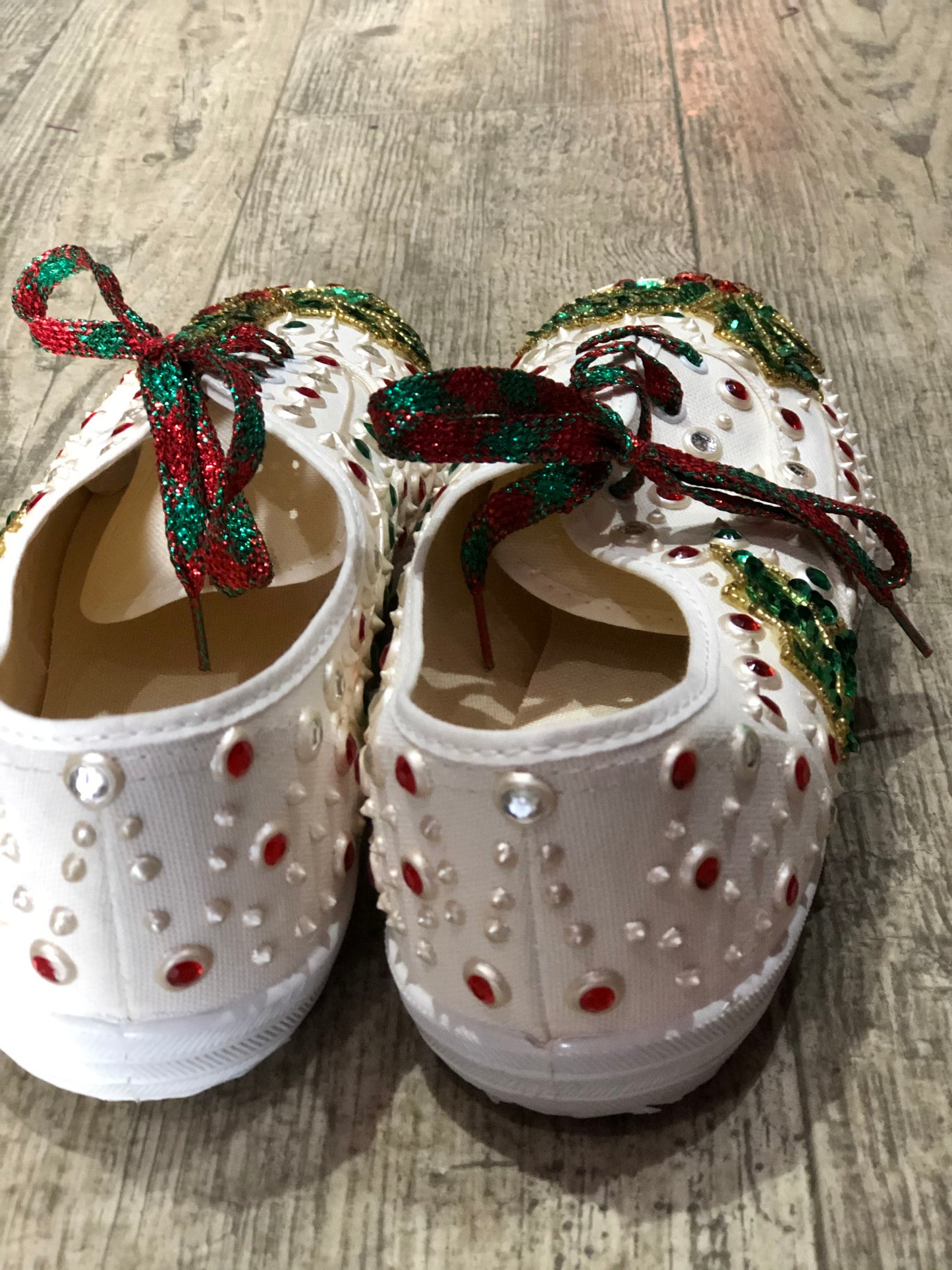 Vintage 80s Sequin Bedazzled Lace Up Christmas Sneakers Size 10 - Spark Pretty