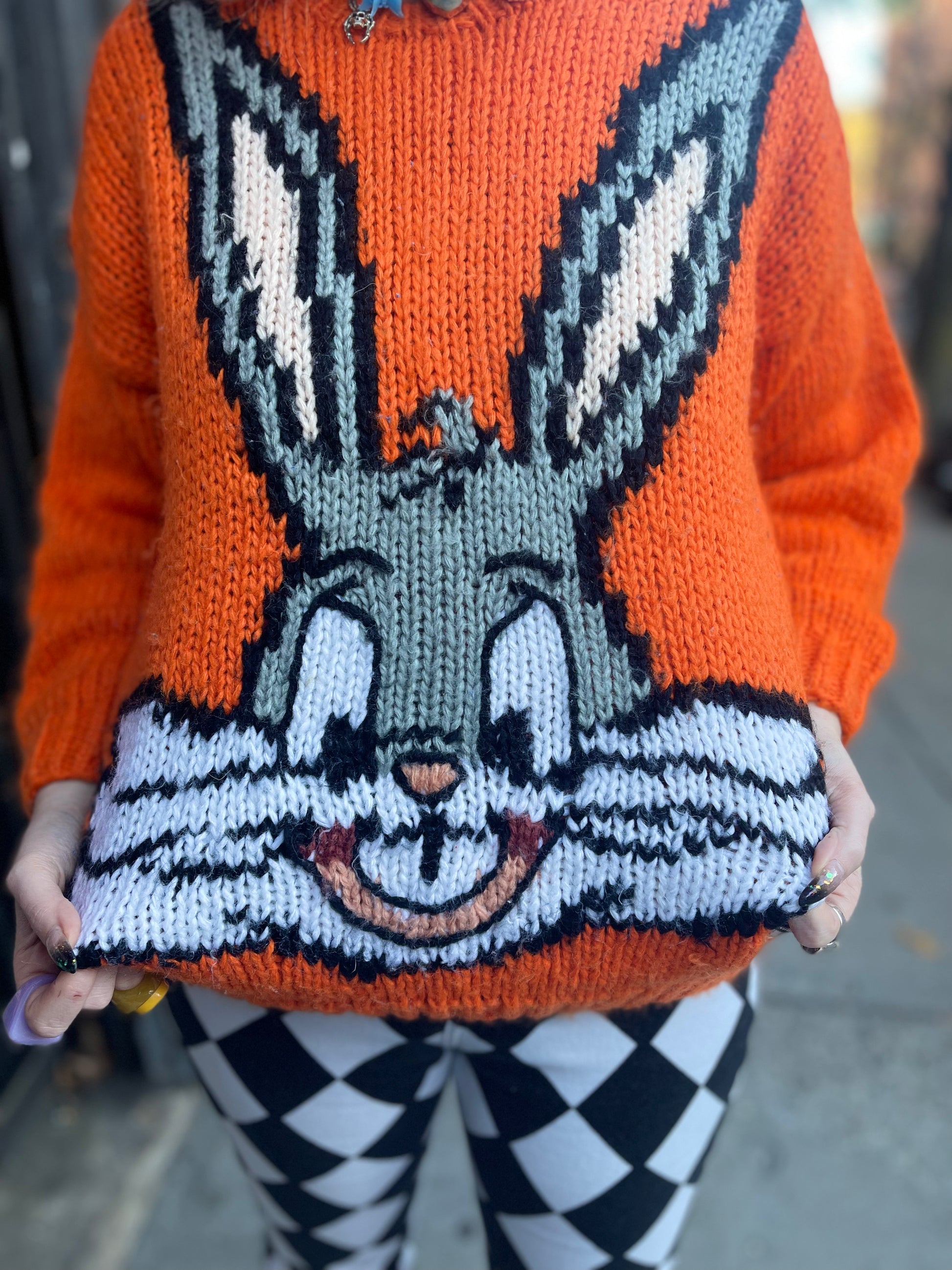 Green bugs bunny sales sweater