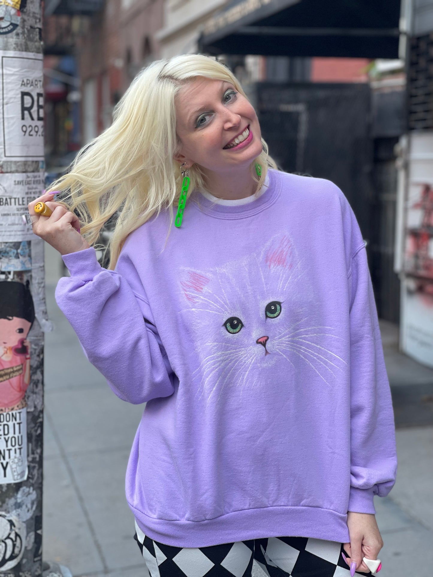 Vintage 80s Lavender Pastel Cat Sweatshirt - Spark Pretty