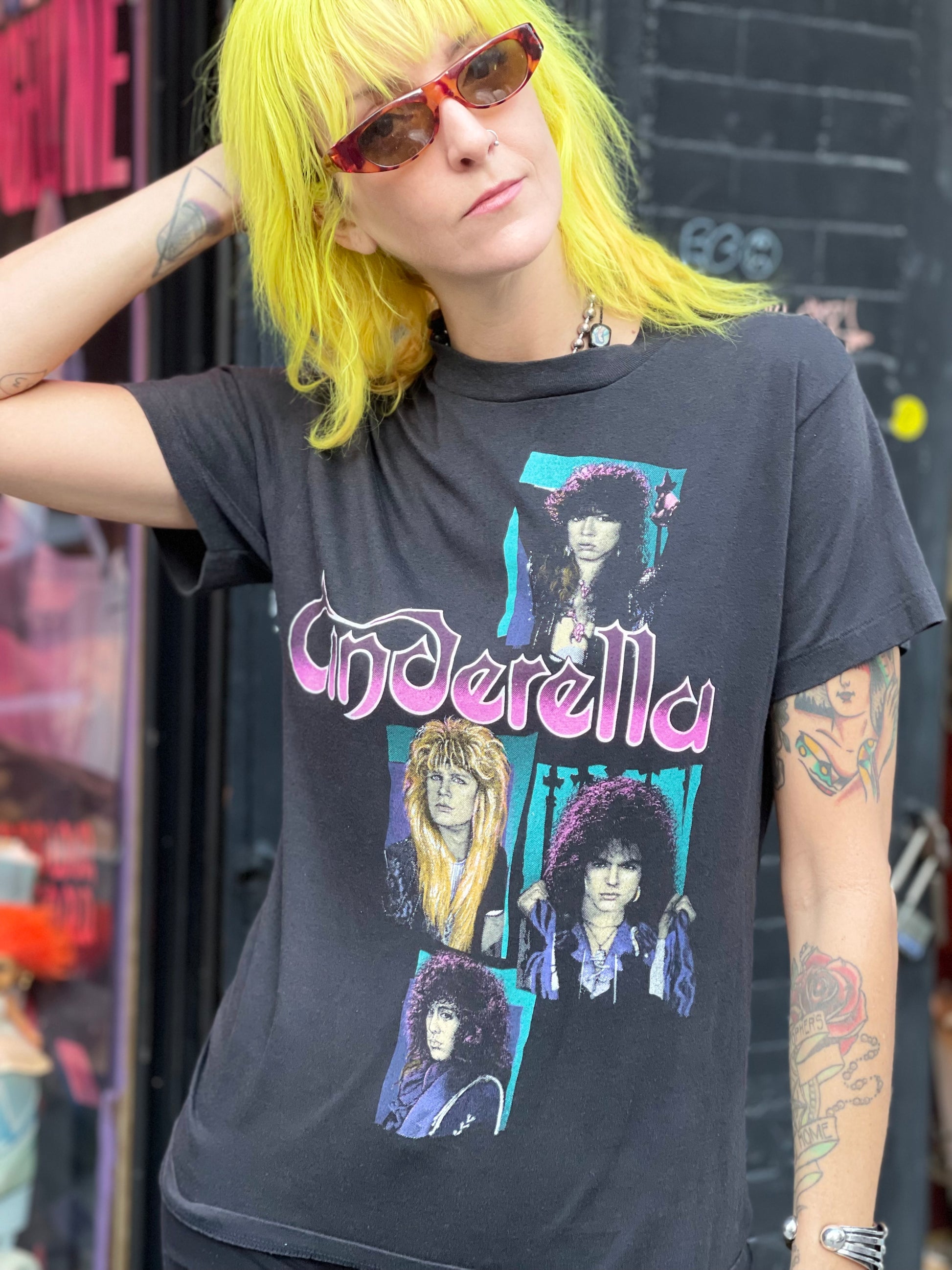Vintage 80’s Cinderella T-Shirt - Spark Pretty